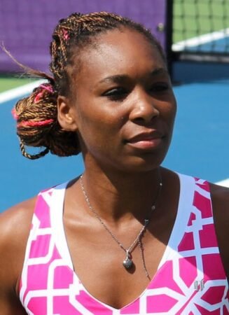 Venus Williams vegan athlete on court